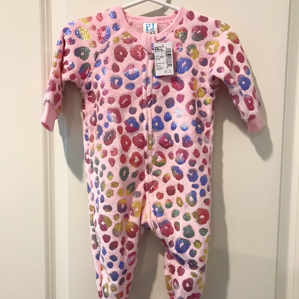 NWT Children’s Place sleeper (rainbow leopard)